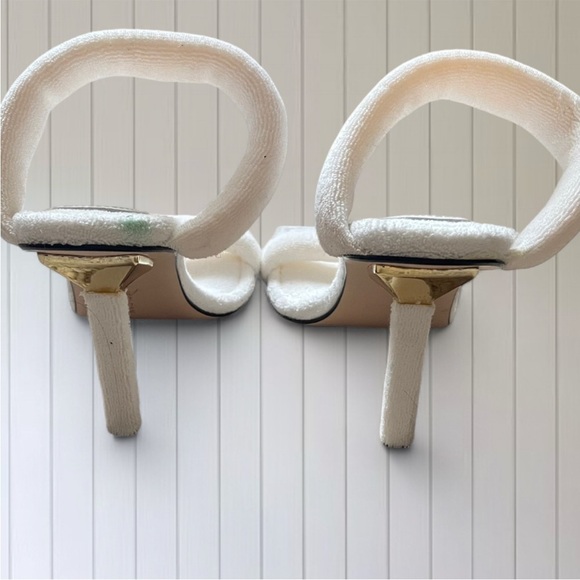 Good American Terry Kickstand Heels - Picture 7 of 8